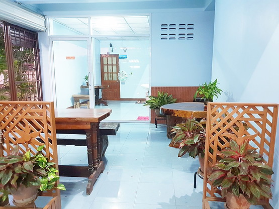 1 Bed Condo — photo 2