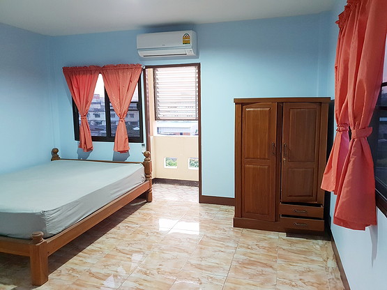 1 Bed Condo — photo 5