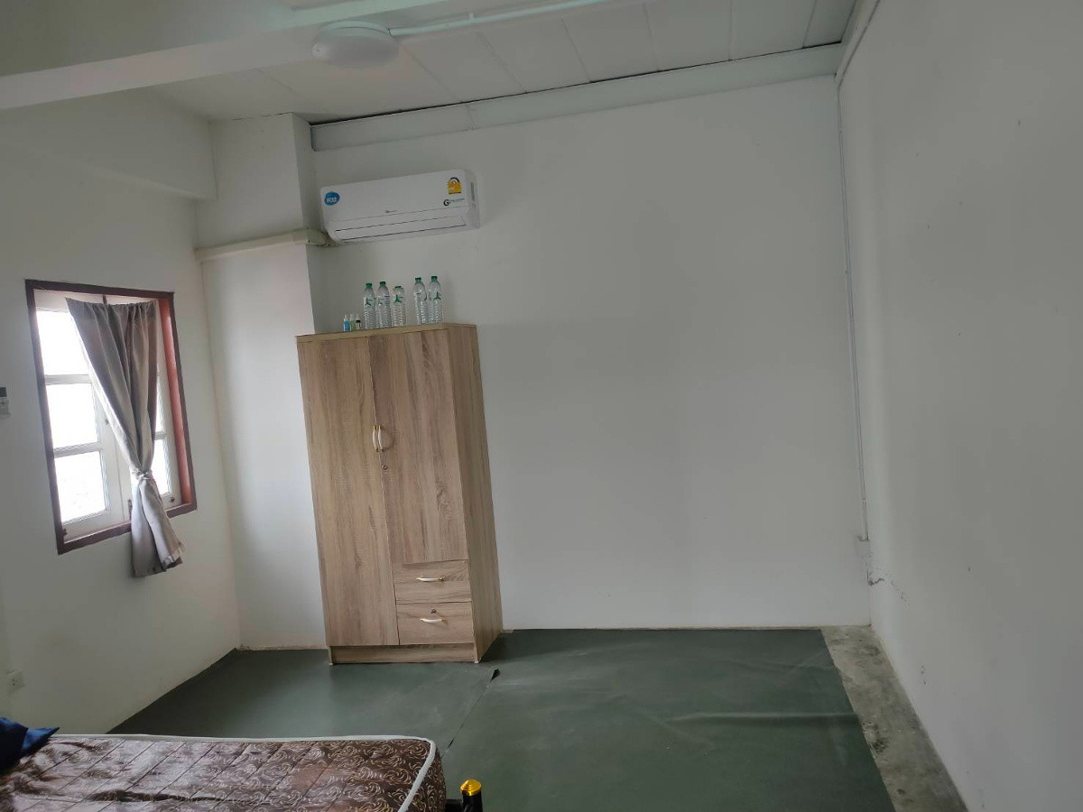 1 Bed Condo — photo 4