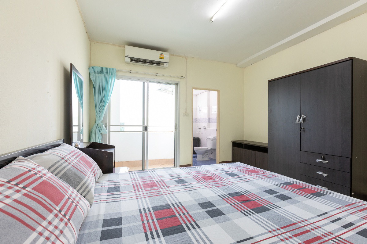 1 Bed Condo · Bang Sue, bangkok — photo 2