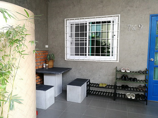 1 Bed Condo — photo 2