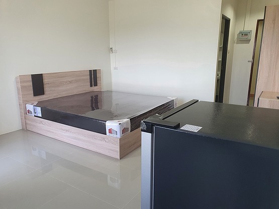 1 Bed Condo — photo 1