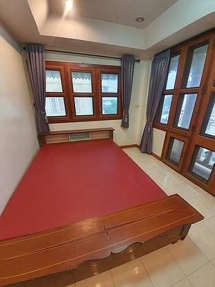1 Bed Condo — photo 1