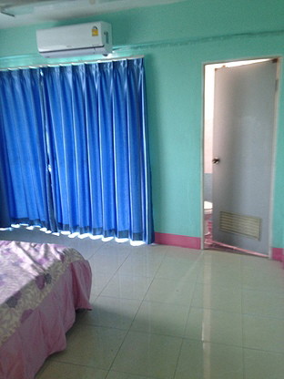 1 Bed Condo — photo 1