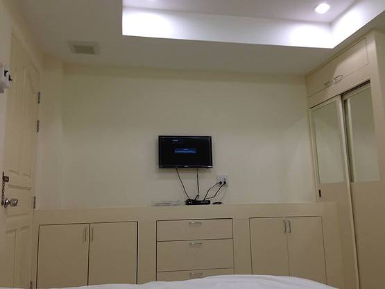 1 Bed Condo — photo 4