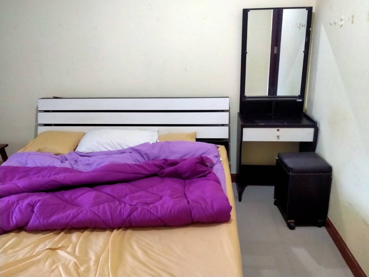 1 Bed Condo — photo 2