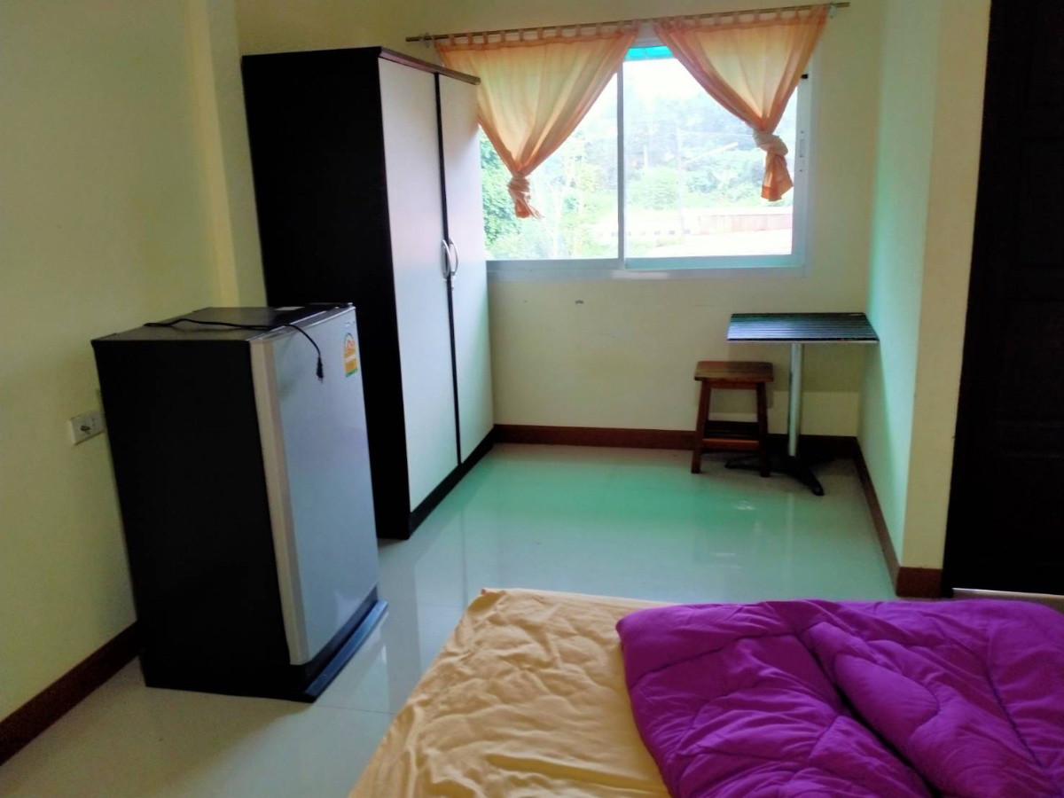1 Bed Condo — photo 3
