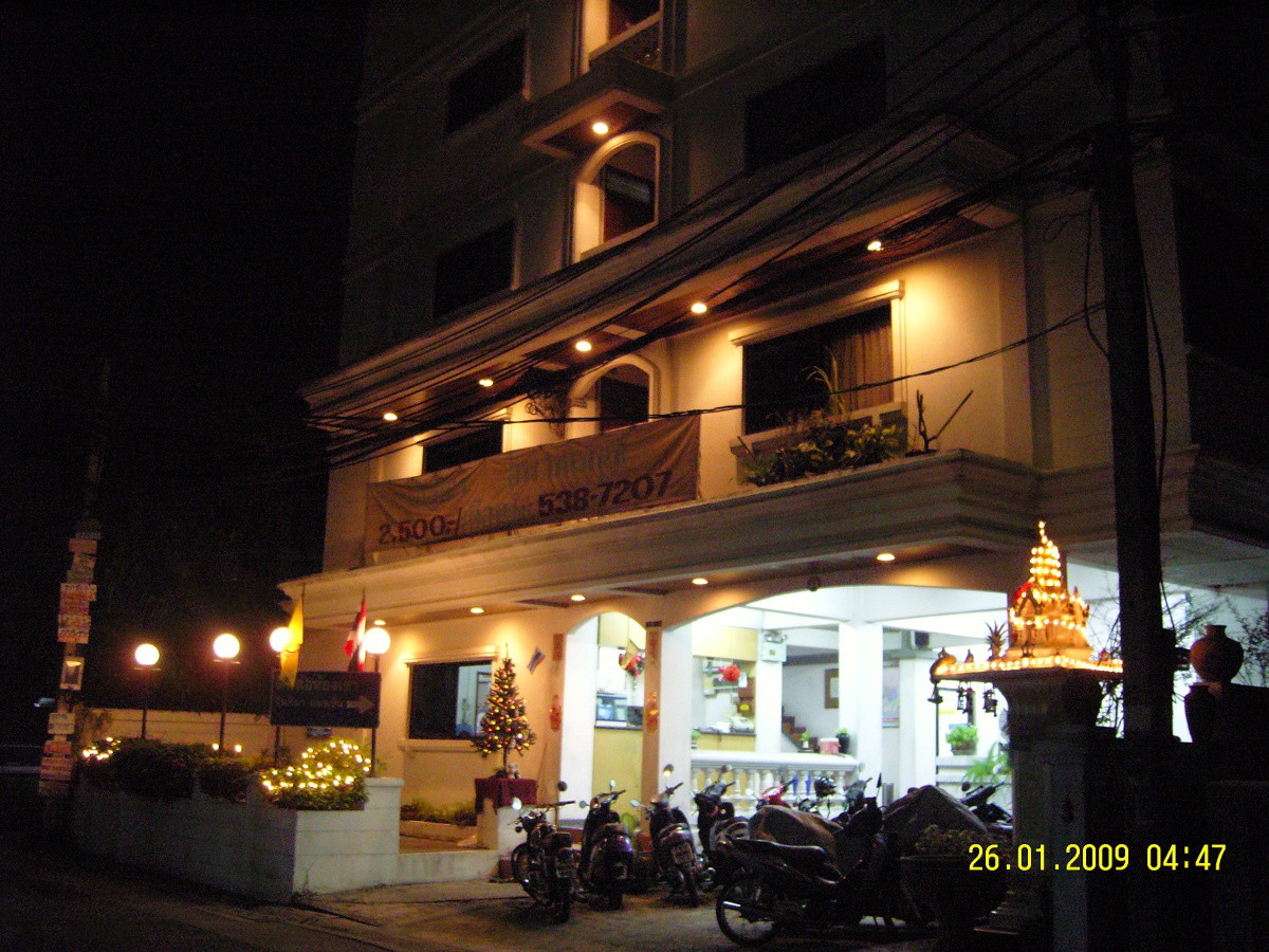 1 Bed Condo · Wang Thonglang, bangkok — photo 1
