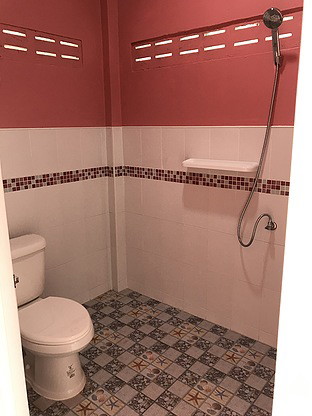 1 Bed Condo — photo 3