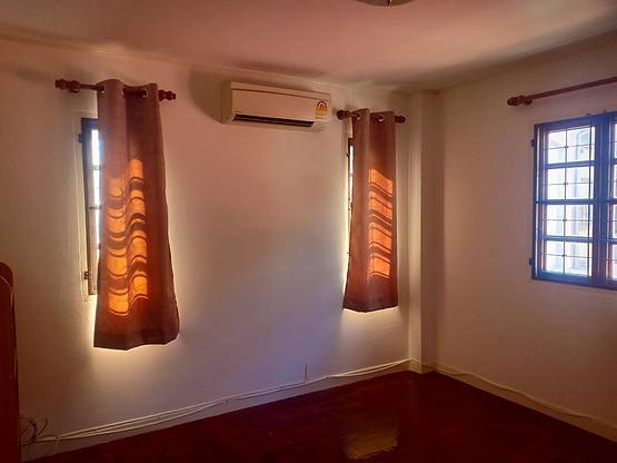 1 Bed Condo · Huai Khwang, bangkok — photo 2