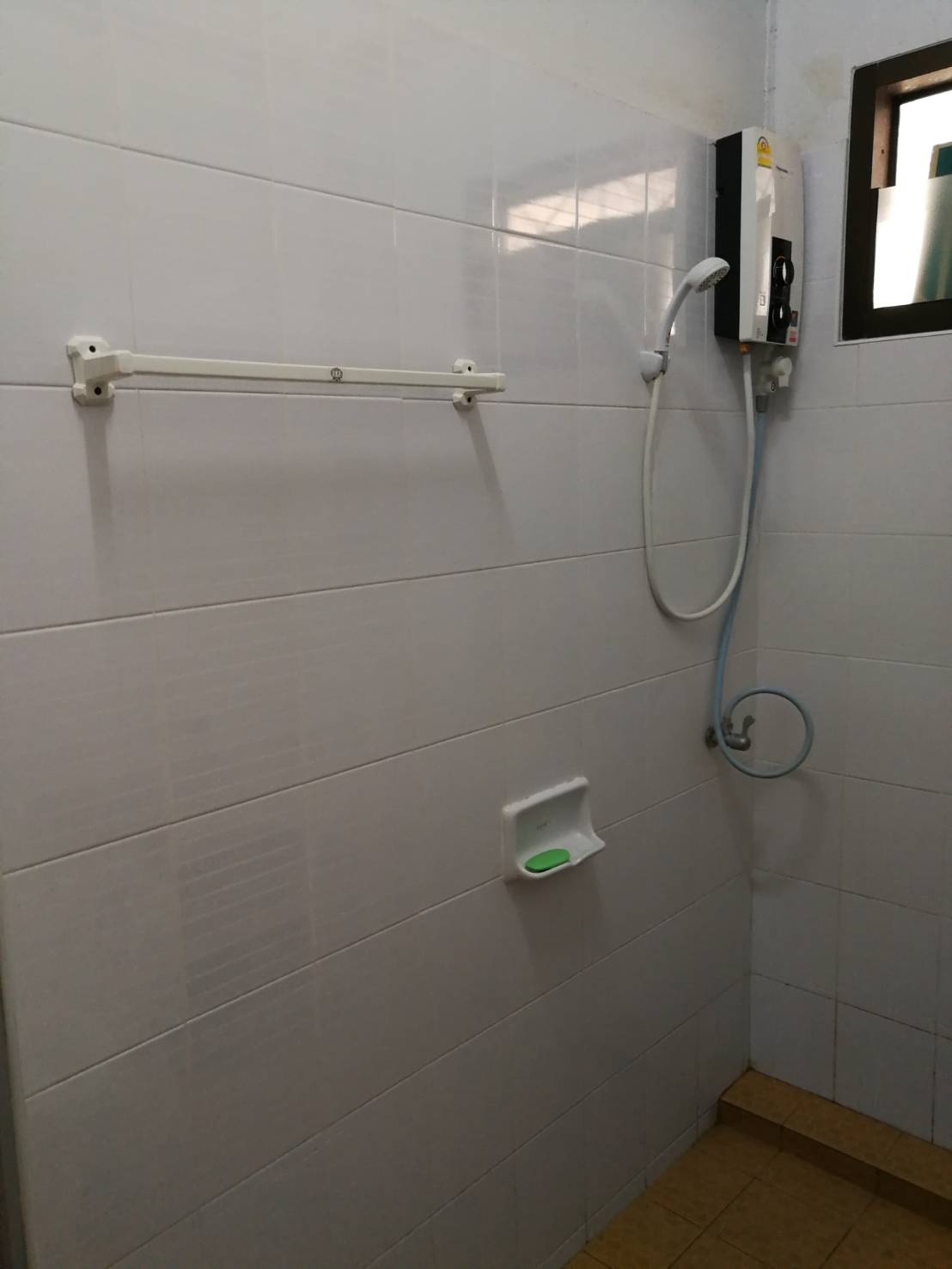 1 Bed Condo — photo 3