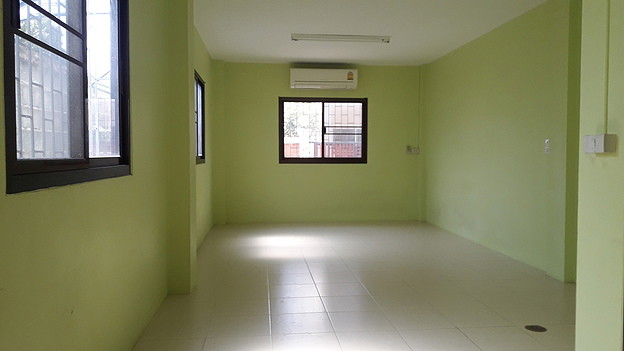 1 Bed Condo · Bangkok Noi, bangkok — photo 2