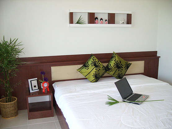 1 Bed Condo — photo 1