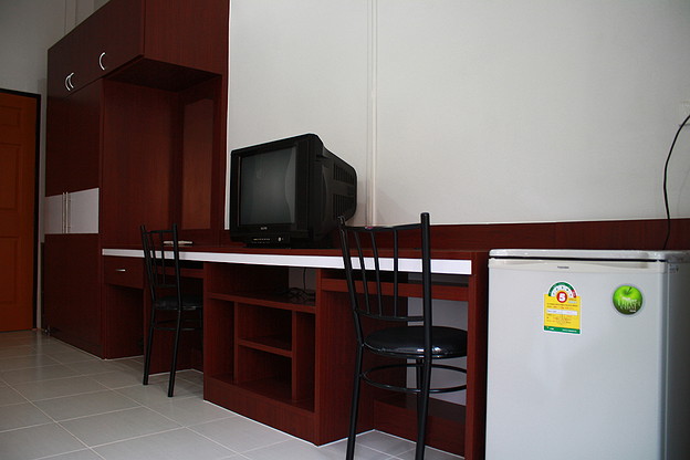 1 Bed Condo — photo 4