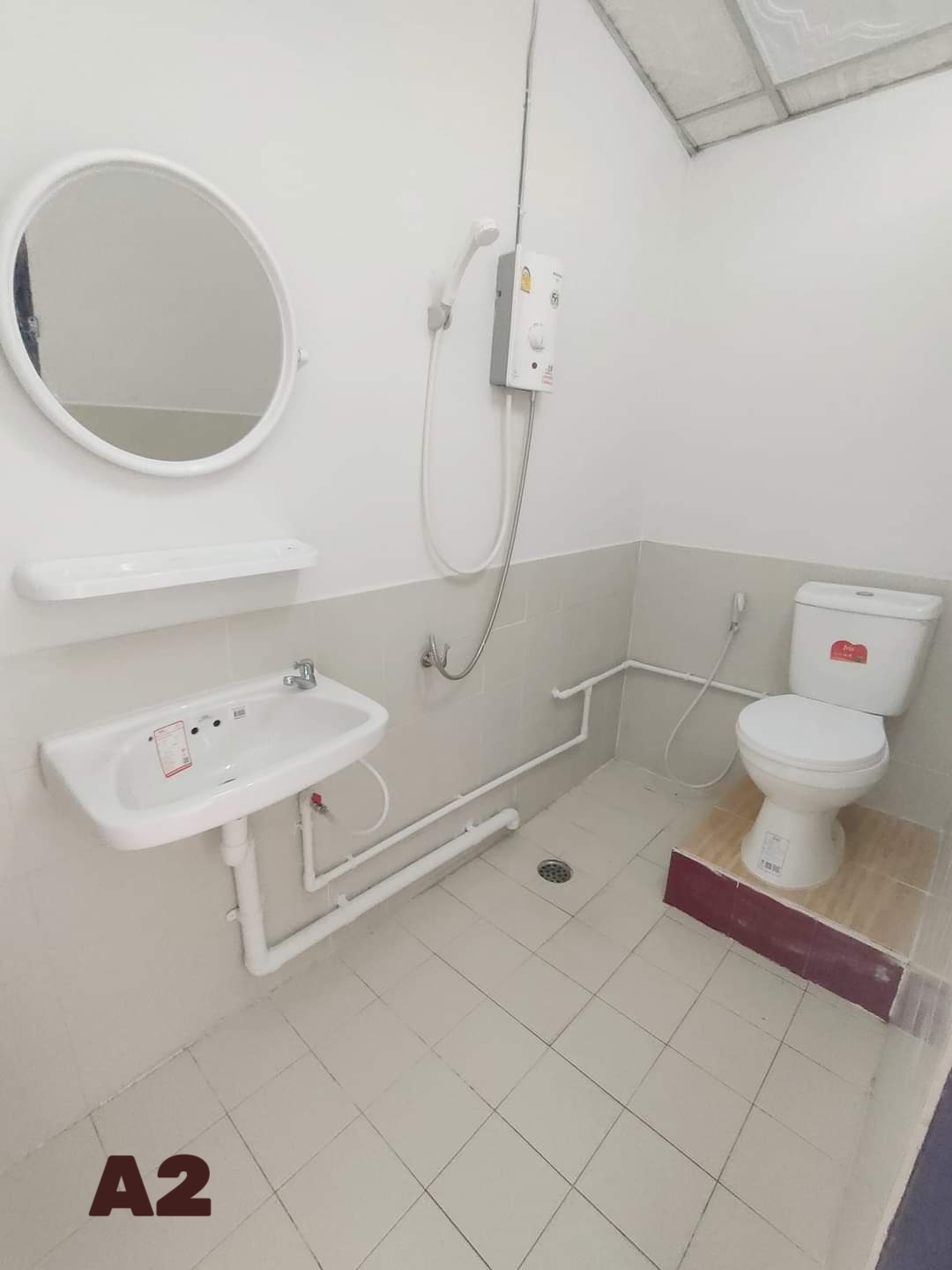 1 Bed Condo — photo 1
