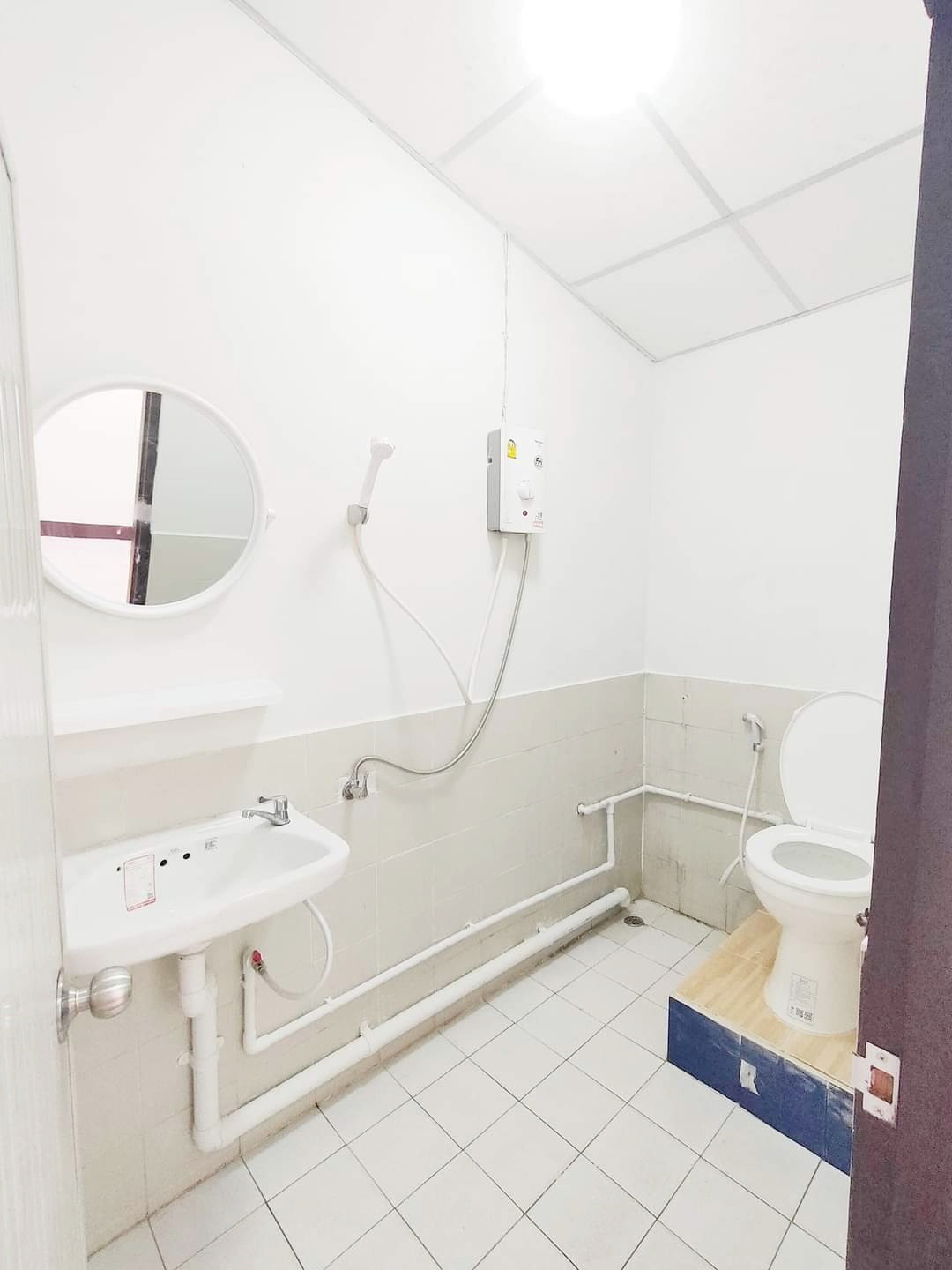 1 Bed Condo — photo 3