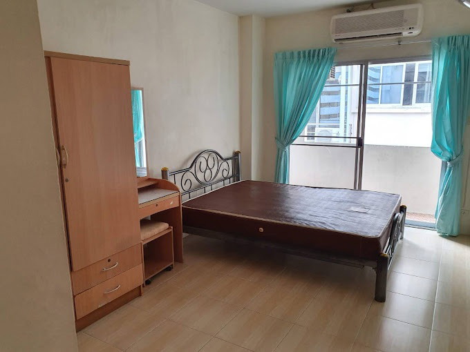 1 Bed Condo · Huai Khwang, bangkok — photo 3