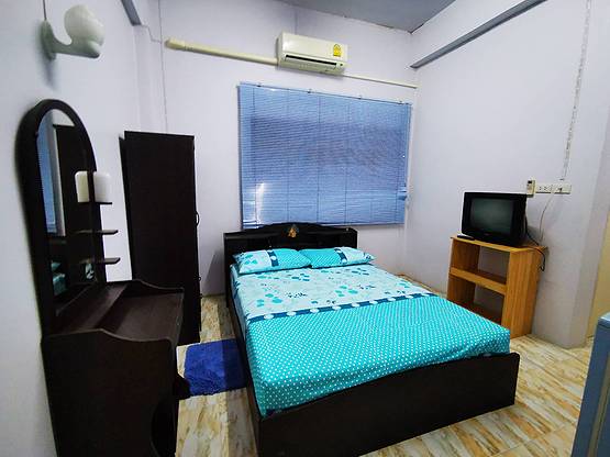 1 Bed Condo — photo 4