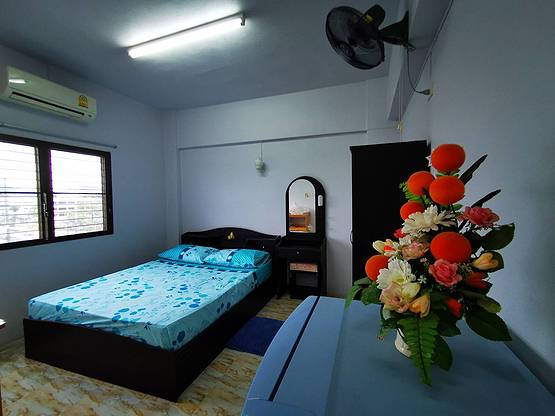 1 Bed Condo — photo 5