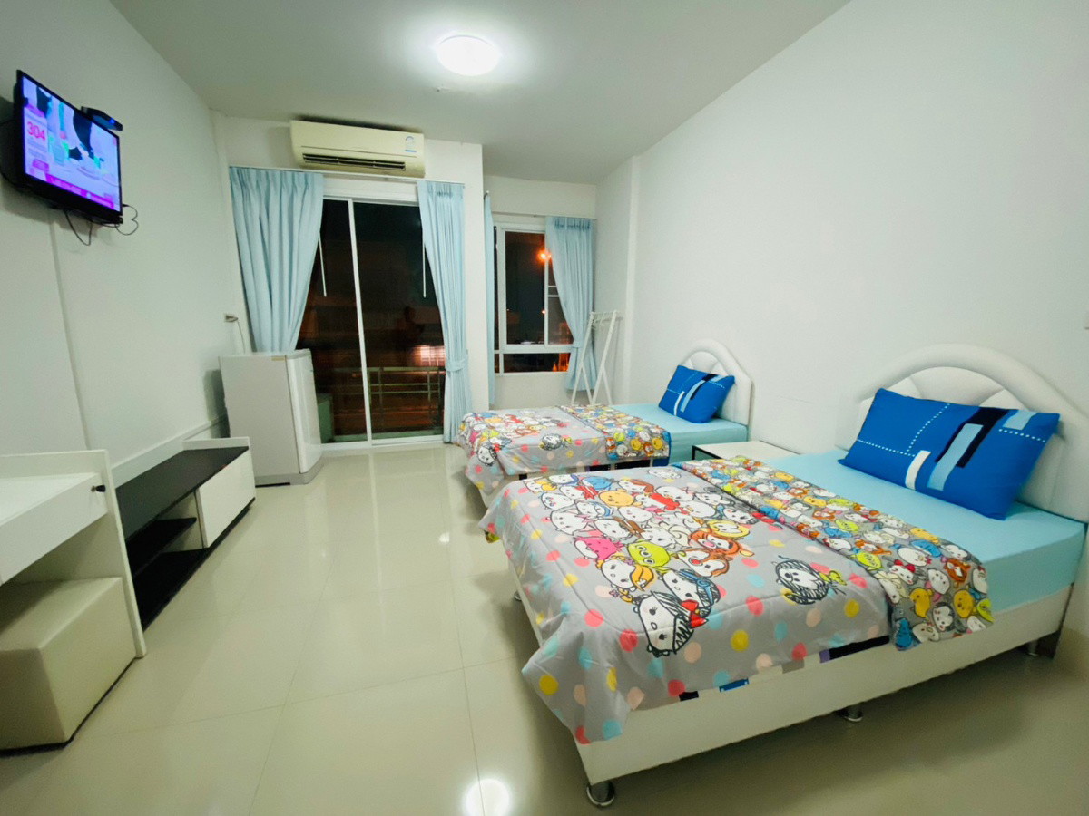 1 Bed Condo — photo 3