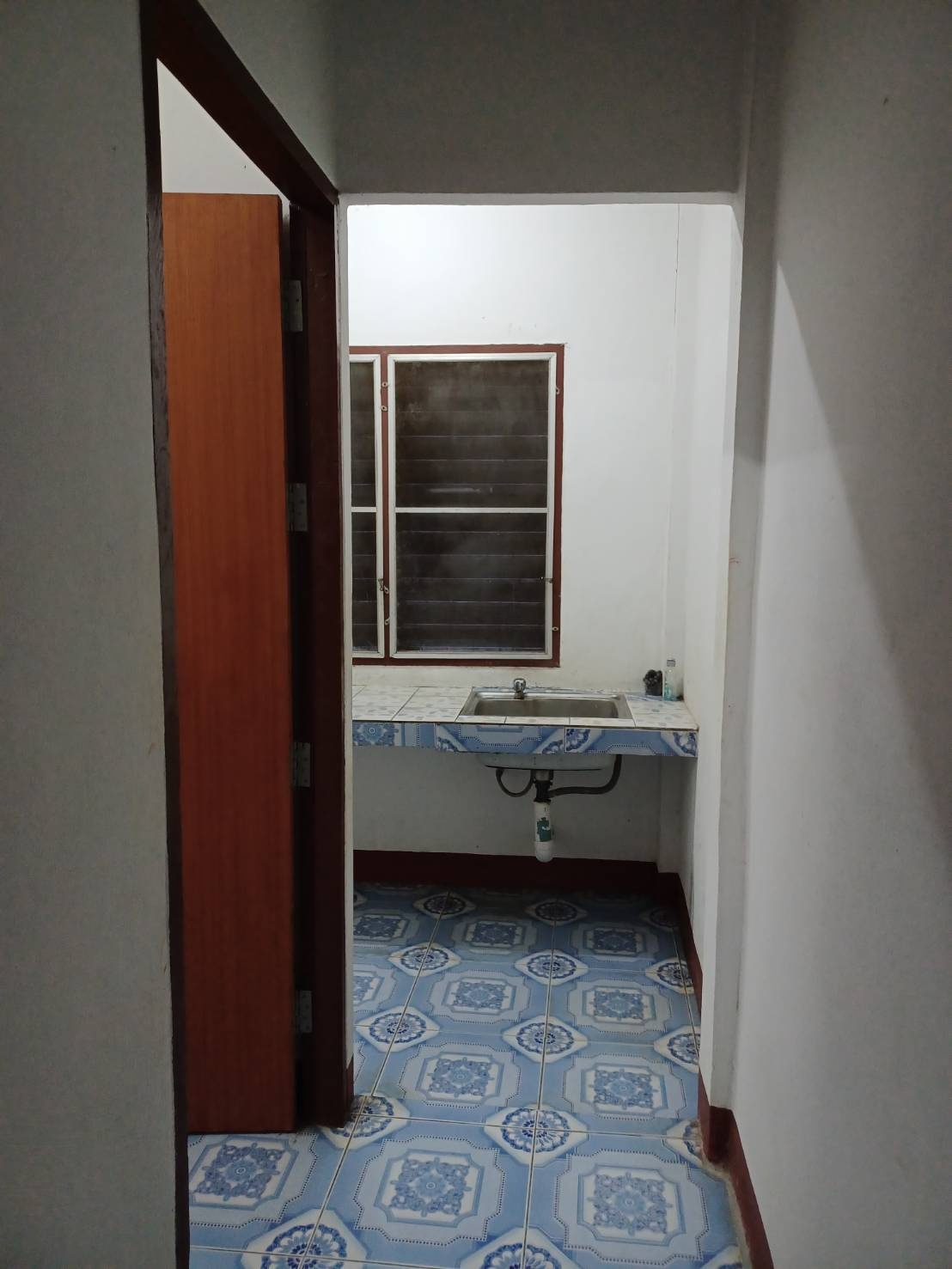 1 Bed Condo — photo 4