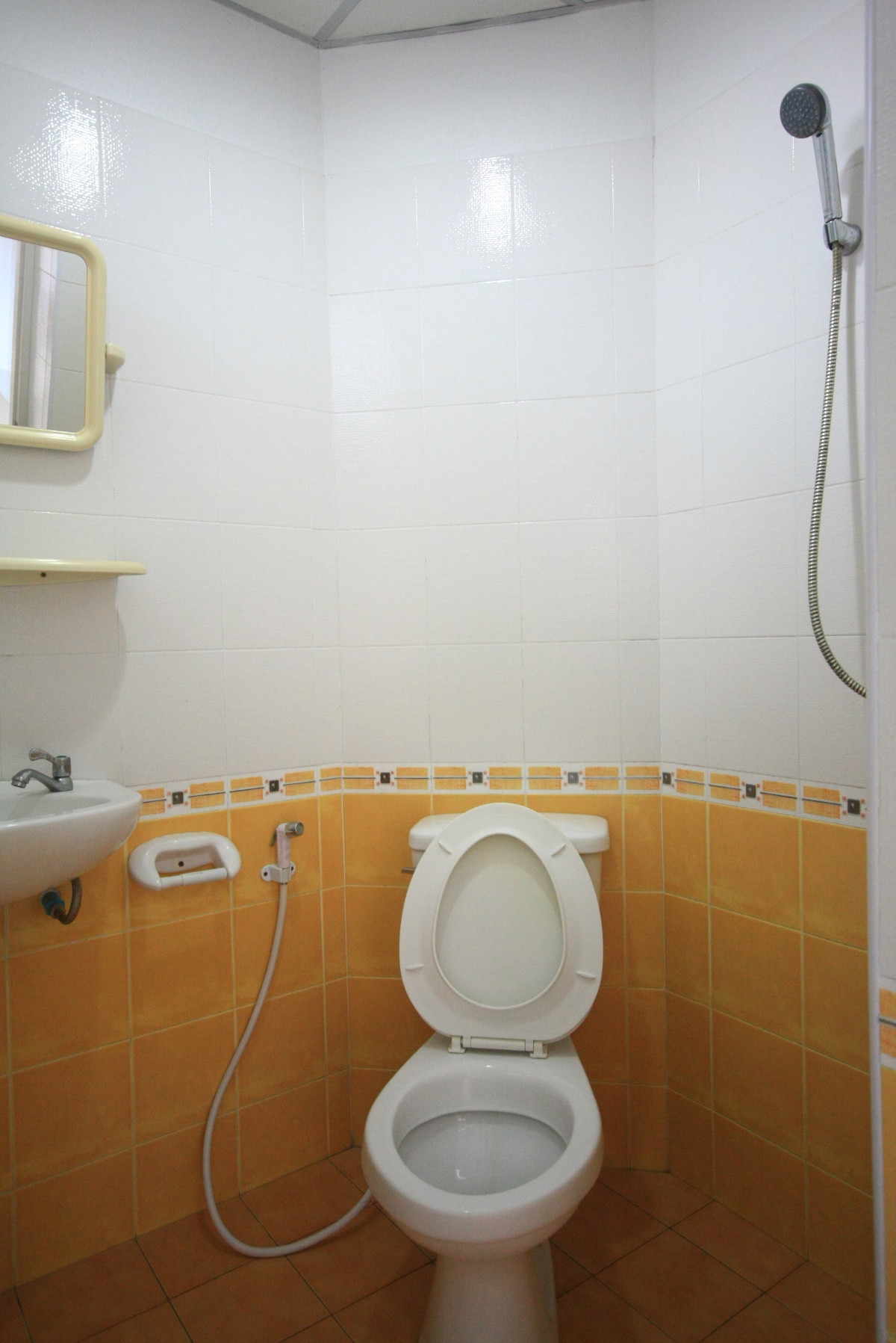 1 Bed Condo — photo 4