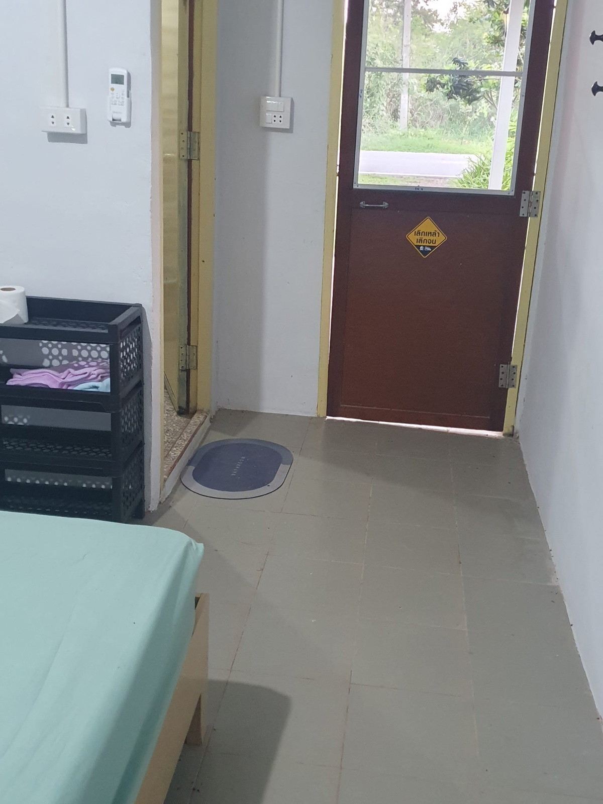 1 Bed Condo — photo 2