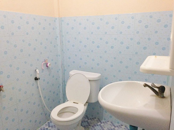 1 Bed Condo — photo 2