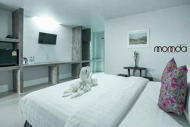 1 Bed Condo — photo 1
