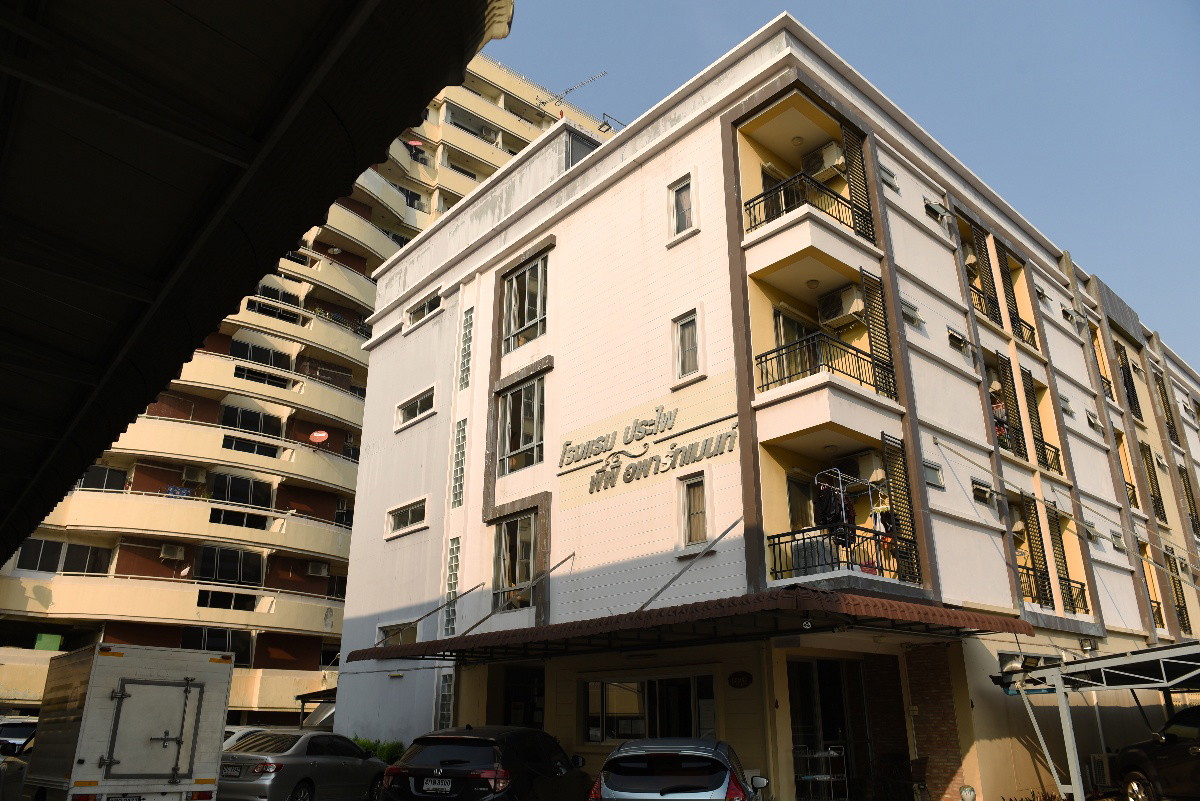 Condo · Lak Si, bangkok — photo 1