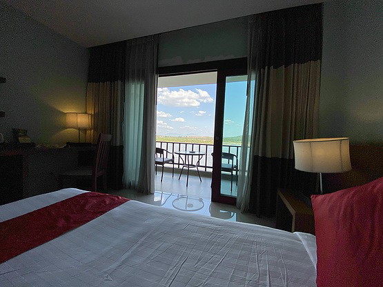1 Bed Condo — photo 3