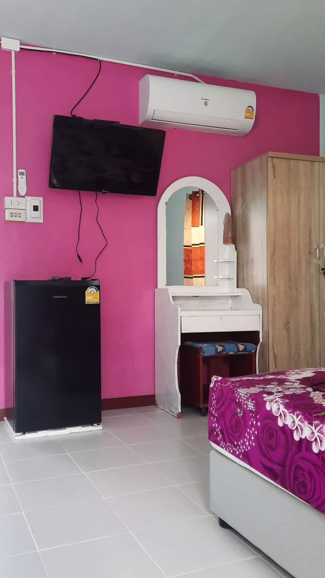 1 Bed Condo — photo 2