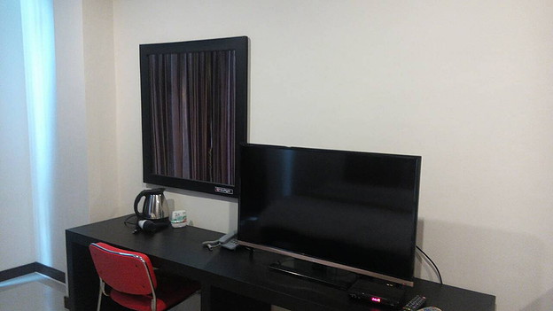 1 Bed Condo — photo 5