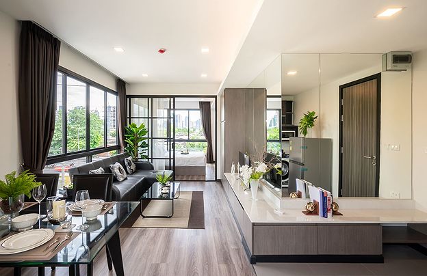1 Bed Condo · Khlong Toei, bangkok — photo 1