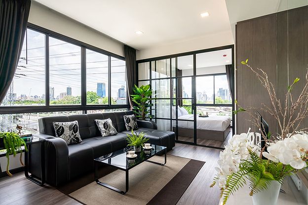 1 Bed Condo · Khlong Toei, bangkok — photo 2
