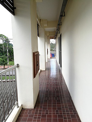 1 Bed Condo — photo 2