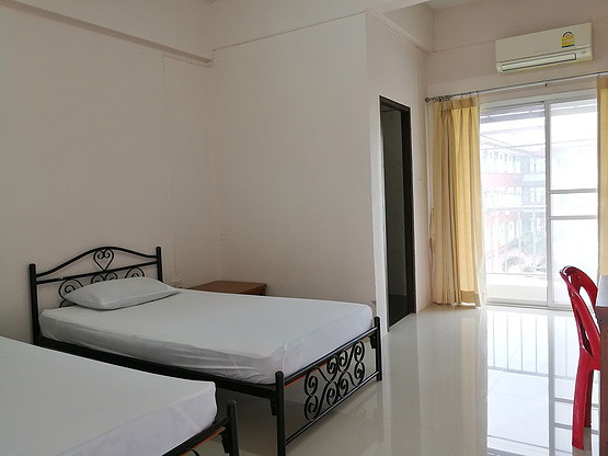 1 Bed Condo — photo 4
