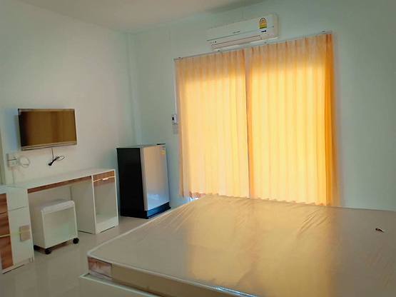 1 Bed Condo — photo 4