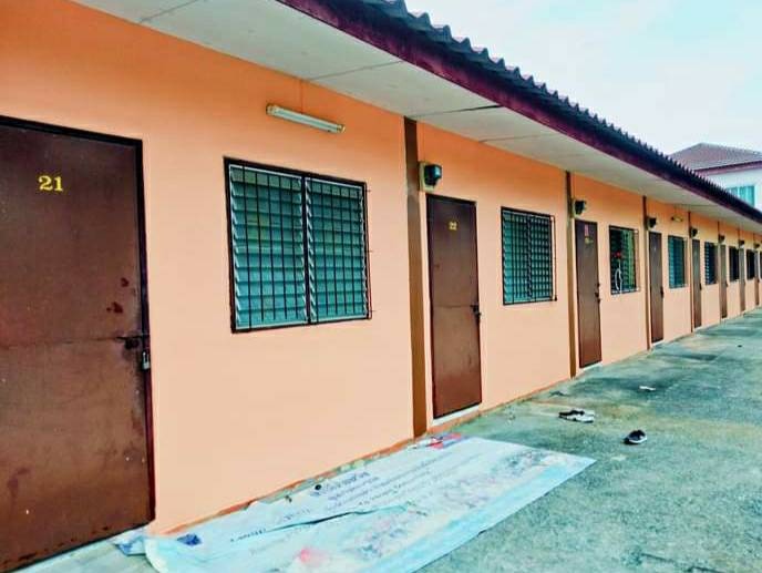 1 Bed Condo — photo 1