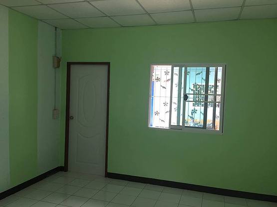 1 Bed Condo — photo 1