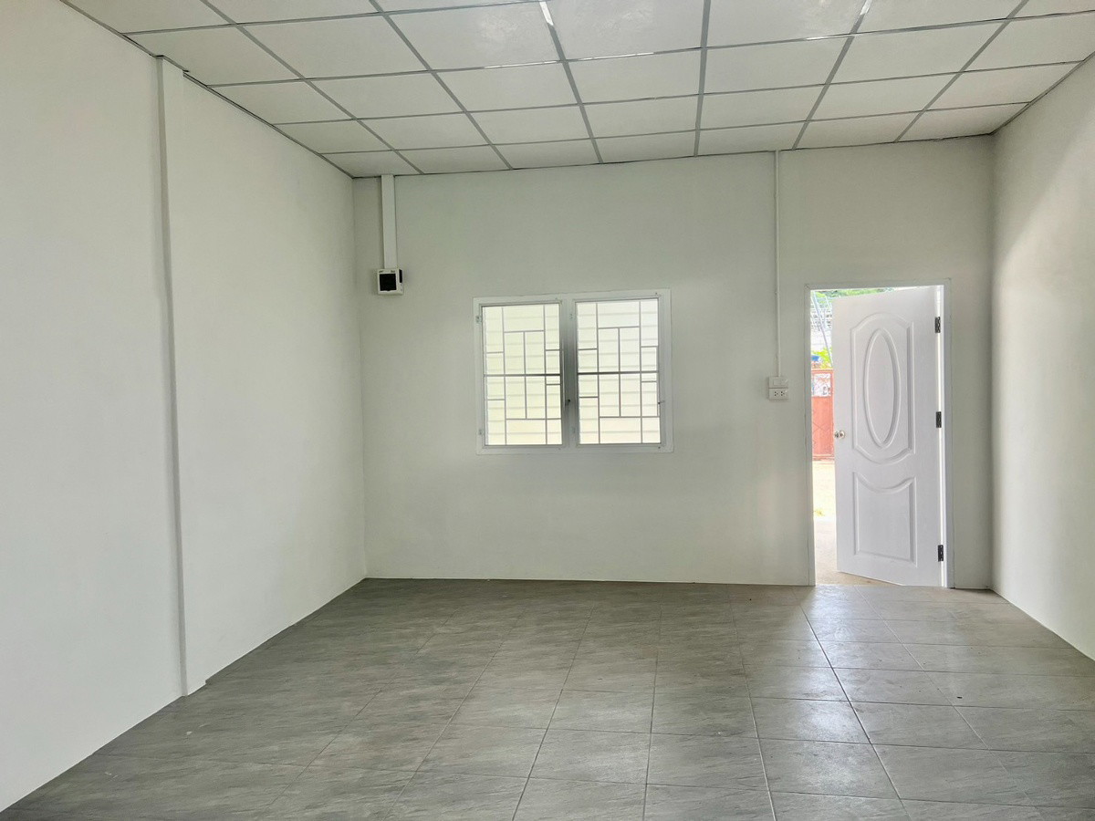 Condo — photo 1