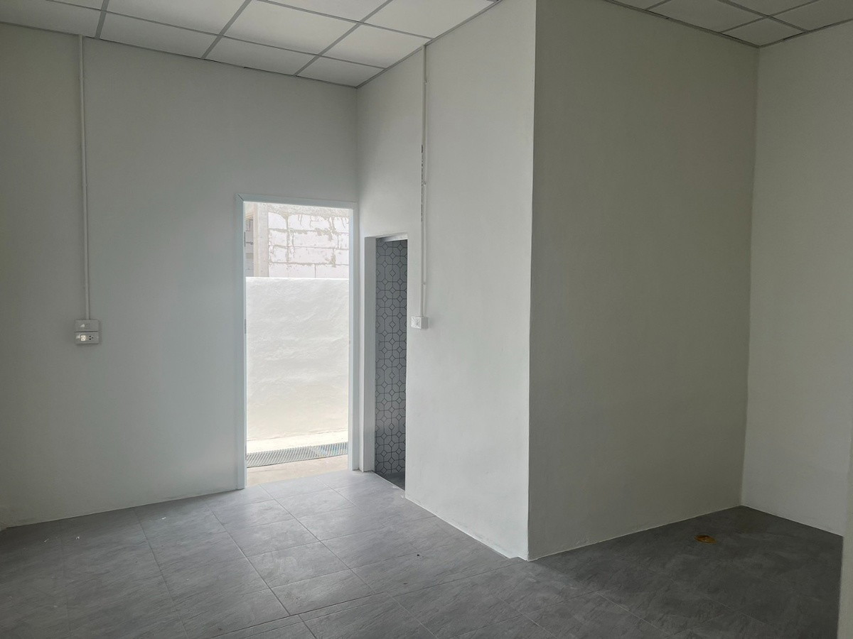 Condo — photo 3