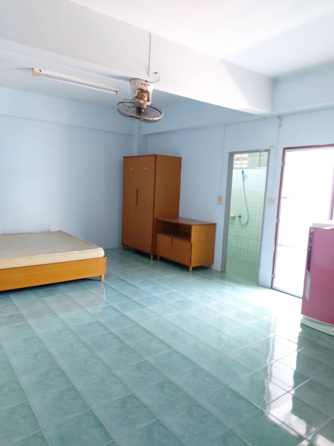 1 Bed Condo — photo 4