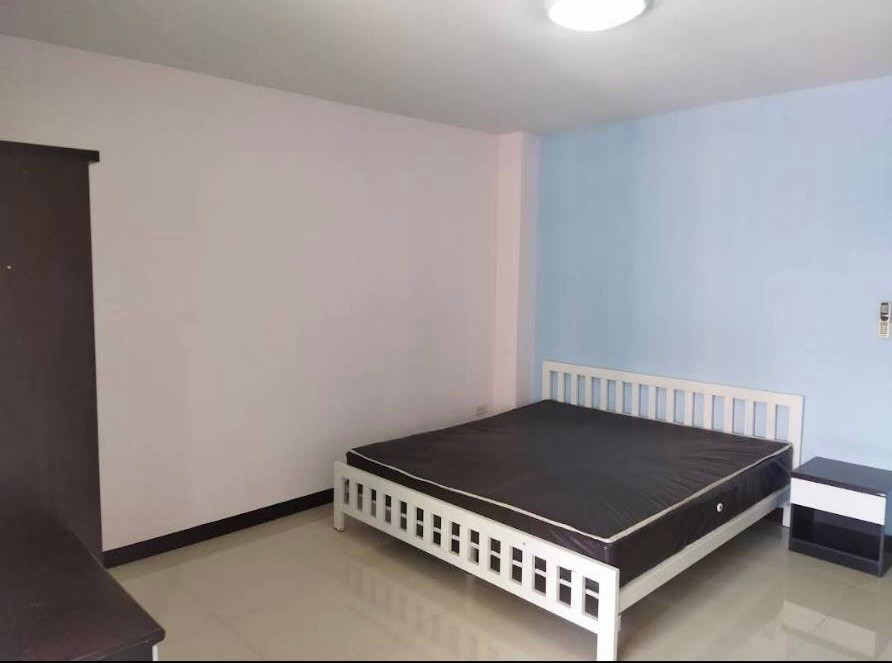 Condo · Bang Phli, samut_prakan — photo 2