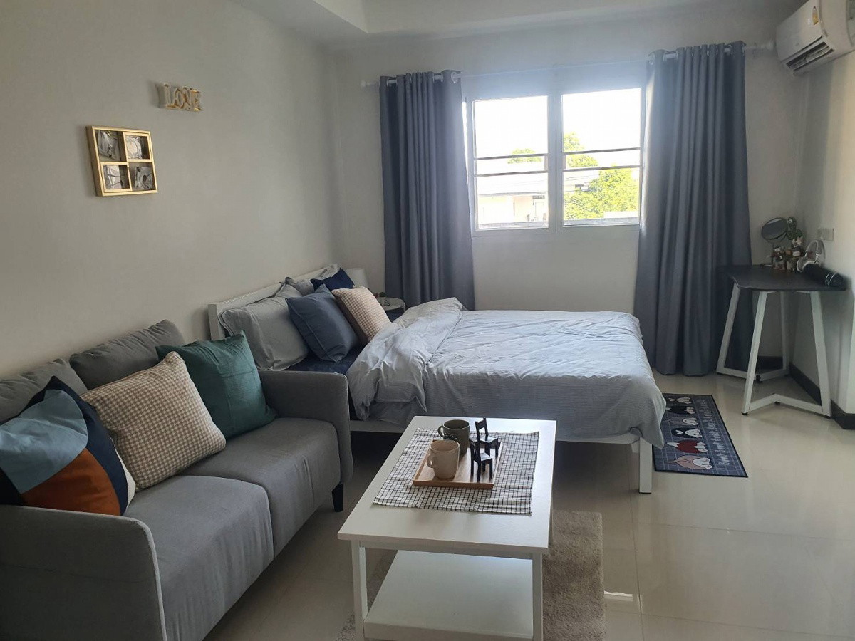 Condo · Khan Na Yao, bangkok — photo 1