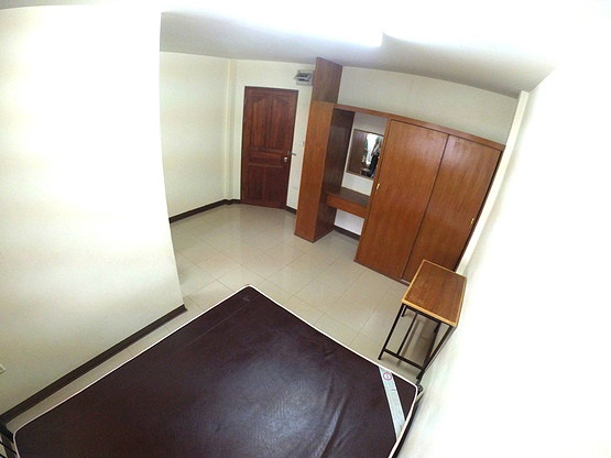 1 Bed Condo · Bangkok Noi, bangkok — photo 2