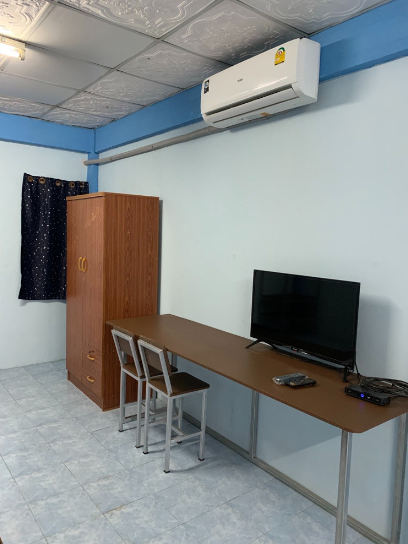 1 Bed Condo — photo 1
