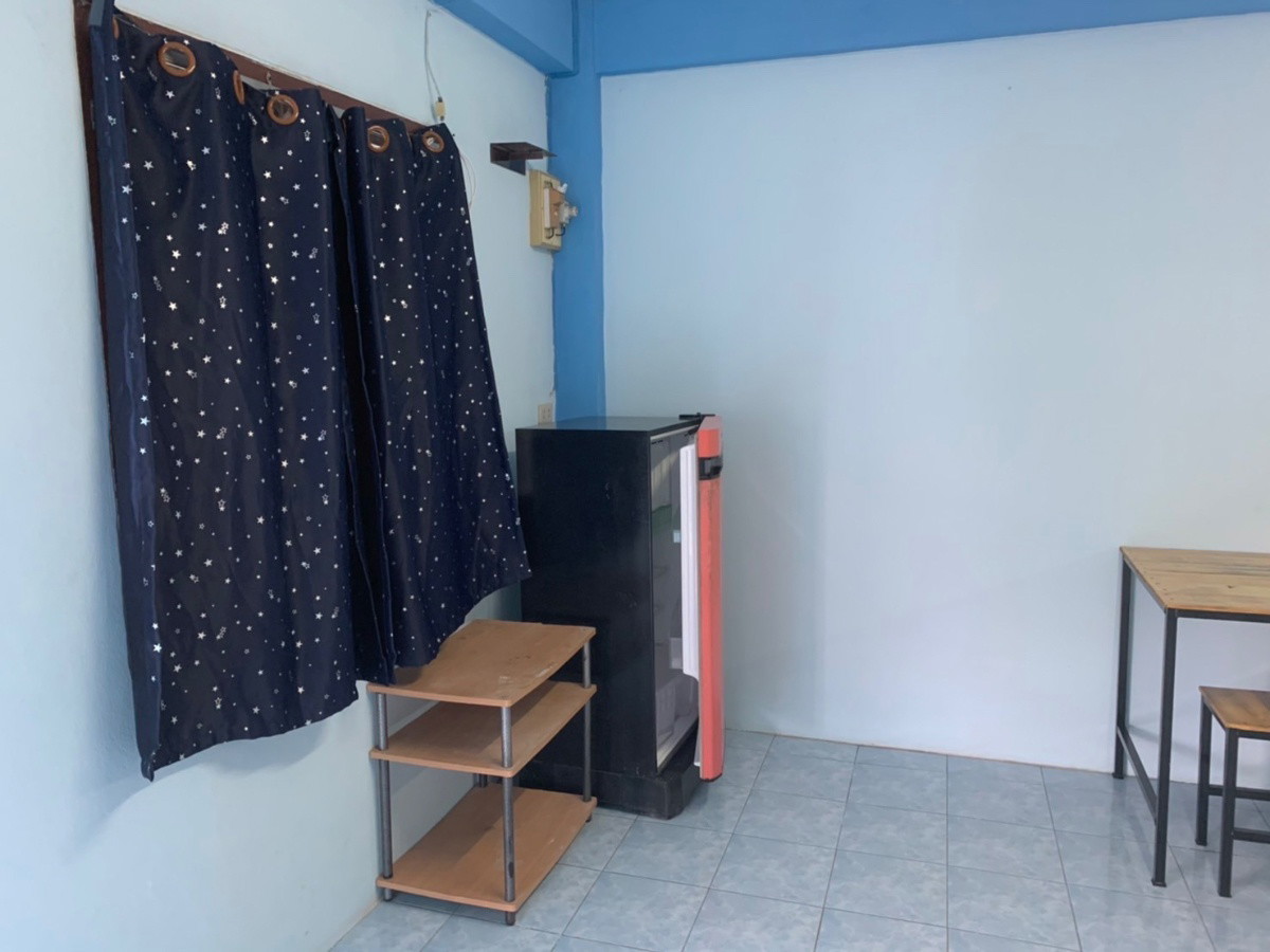 1 Bed Condo — photo 3