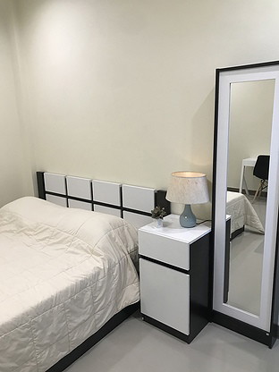 1 Bed Condo — photo 3