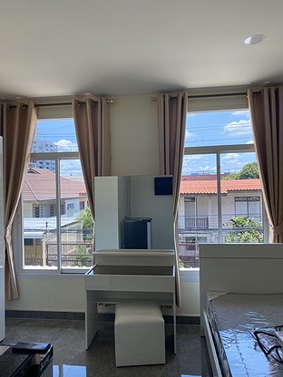 1 Bed Condo — photo 5